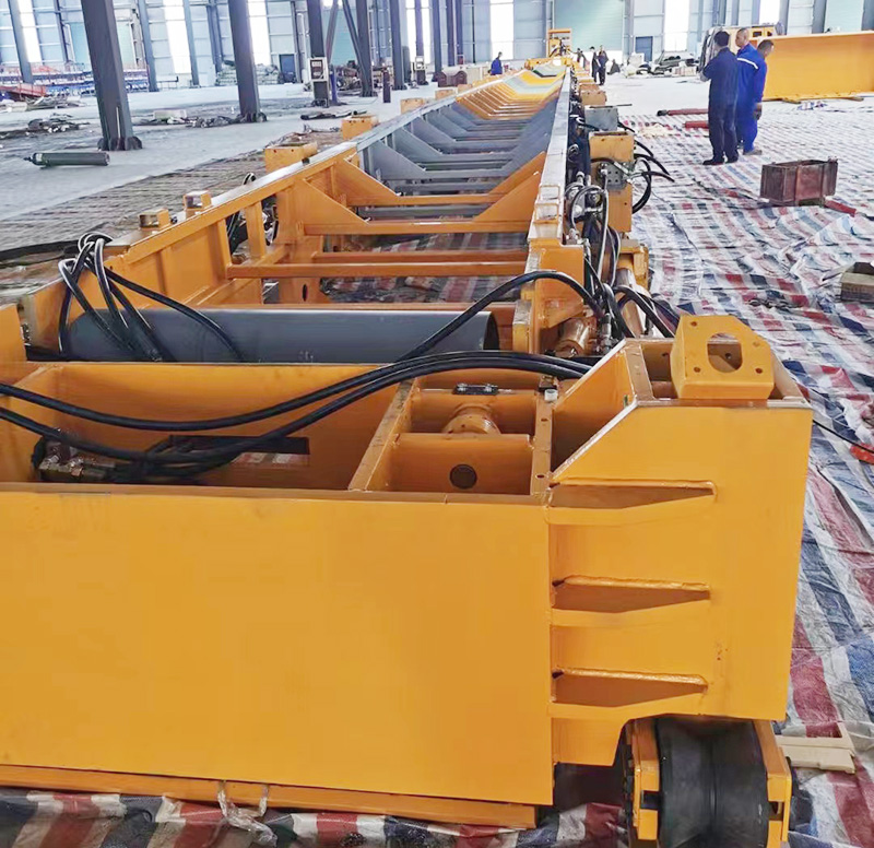 自移機尾，皮帶機